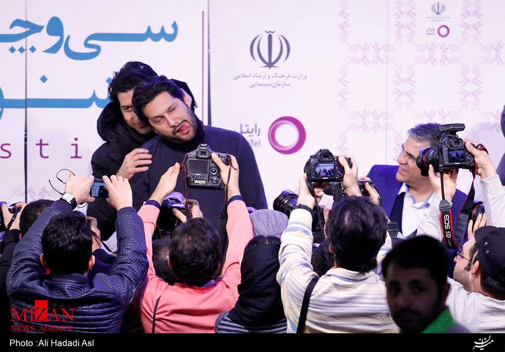 حرکت عجیب حامد بهداد در کاخ جشنواره و شکار عکاسان+ عکس حرکت عجیب حامد بهداد در کاخ جشنواره و شکار عکاسان+ عکس