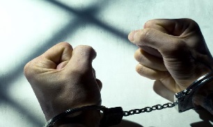 تلفن همراه لازم داشتم، سرقت کردم تلفن همراه لازم داشتم، سرقت کردم