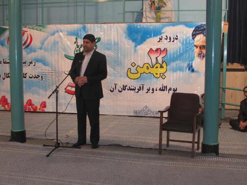 همه دانشگاهیان با پیروی از رهبر انقلاب مسیر انقلاب اسلامی را ادامه می‌دهند