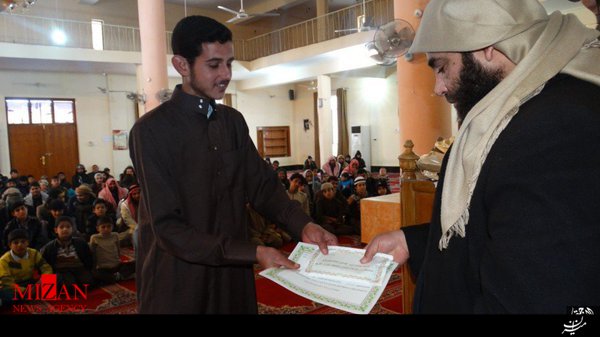 داعش تصاویری از حضور ابوبکر البغدادی در مسجد فلوجه منتشر کرد+عکس داعش تصاویری از حضور ابوبکر البغدادی در مسجد فلوجه منتشر کرد+عکس