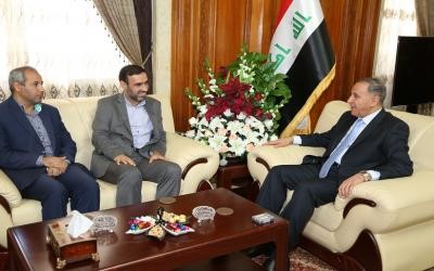 وزیر دفاع عراق و وابسته نظامی سفارت ایران موضوع مبارزه با تروریسم را بررسی کردند