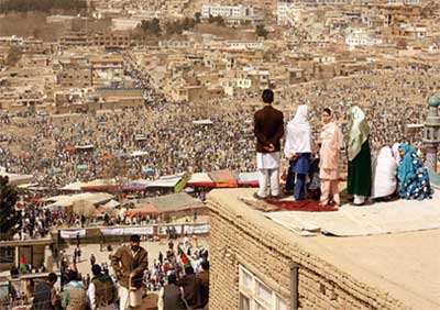 نگاهی به آداب و روسوم نگاهی به آداب و روسوم