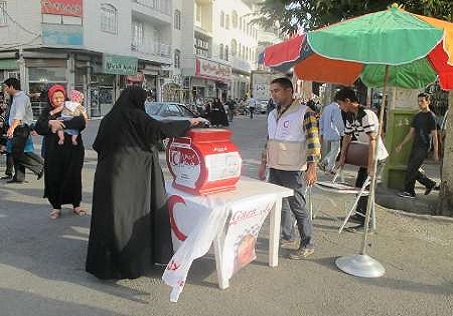 برپایی یک و 500 صندوق در روز قدس برای جمع‌آوری کمک‌های مردمی یمن/اهدای خون 14 هزار دواطلب هلال احمر