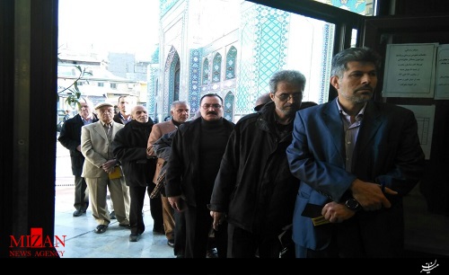 مشارکت حداکثری مردم در ساعات ابتدایی شروع رای گیری + عکس مشارکت حداکثری مردم در ساعات ابتدایی شروع رای گیری + عکس