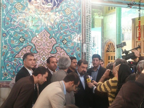 دبیر مجمع تشخیص مصلحت نظام رای خود را به صندوق انداخت + عکس