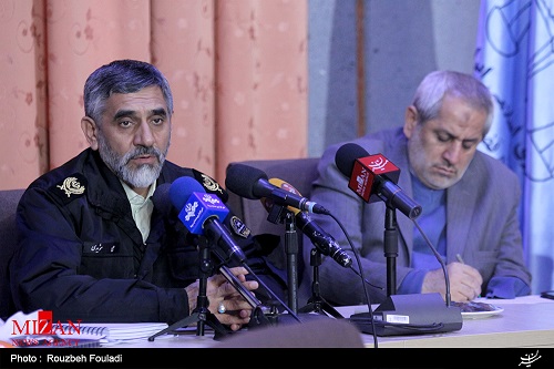 برای مبارزه جدیتر با قاچاق مواد مخدر تمرکز بر باندهای بزرگ قاچاق الزامی است برای مبارزه جدیتر با قاچاق مواد مخدر تمرکز بر باندهای بزرگ قاچاق الزامی است