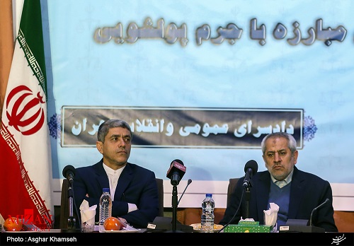 برخلاف ادعای وکیل بابک زنجانی، زنجانی متهم اقتصادی است/ پرونده بابک زنجانی بزرگترین پرونده اقتصادی بود که بر روی آن بسیار کار شد/ کیفرخواست پرونده کرمان در شرف صدور است/ تشریح اقدامات دادسرای جرايم اقتصادی در سال 94 برخلاف ادعای وکیل بابک زنجانی، زنجانی متهم اقتصادی است/ پرونده بابک زنجانی بزرگترین پرونده اقتصادی بود که بر روی آن بسیار کار شد/ کیفرخواست پرونده کرمان در شرف صدور است/ تشریح اقدامات دادسرای جرايم اقتصادی در سال 94