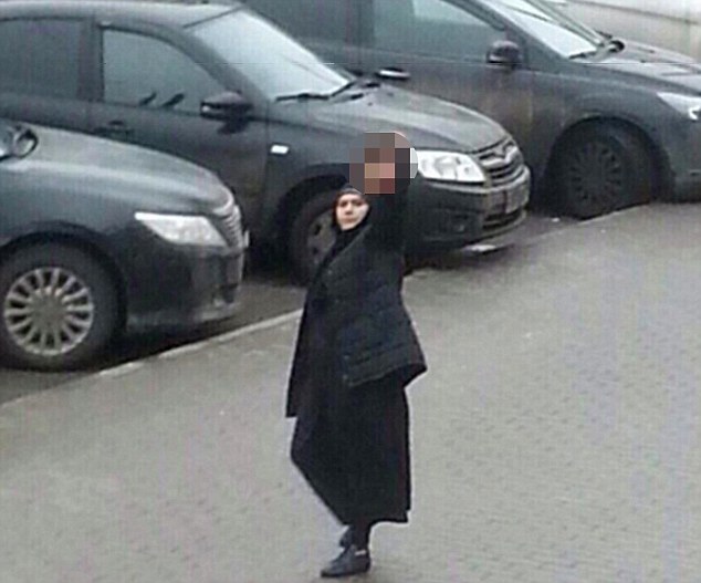 قاتل حادثه مترو مسکو با لبخند در دادگاه حاضر شد + عکس قاتل حادثه مترو مسکو با لبخند در دادگاه حاضر شد + عکس