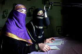 آغاز فعالیت مجدد رادیوی زنان در 