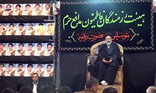 خون عاشورائیان خاموش‌شدنی نیست