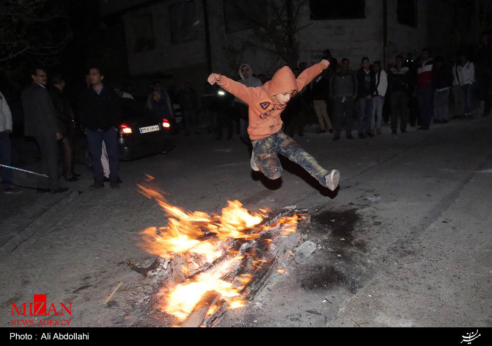 آخرین اخبار حوادث چهارشنبه سوری در کشور/ سه کشته در رشت،رباط کریم و قزوین/بیش از 250 نفر مصدوم شدند+تصاویر