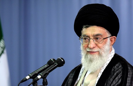 ترجمه زندگی‌نامه رهبری به اسپانیایی