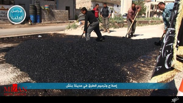 عناصر جبهه النصره دست به بیل شدند! + عکس عناصر جبهه النصره دست به بیل شدند! + عکس