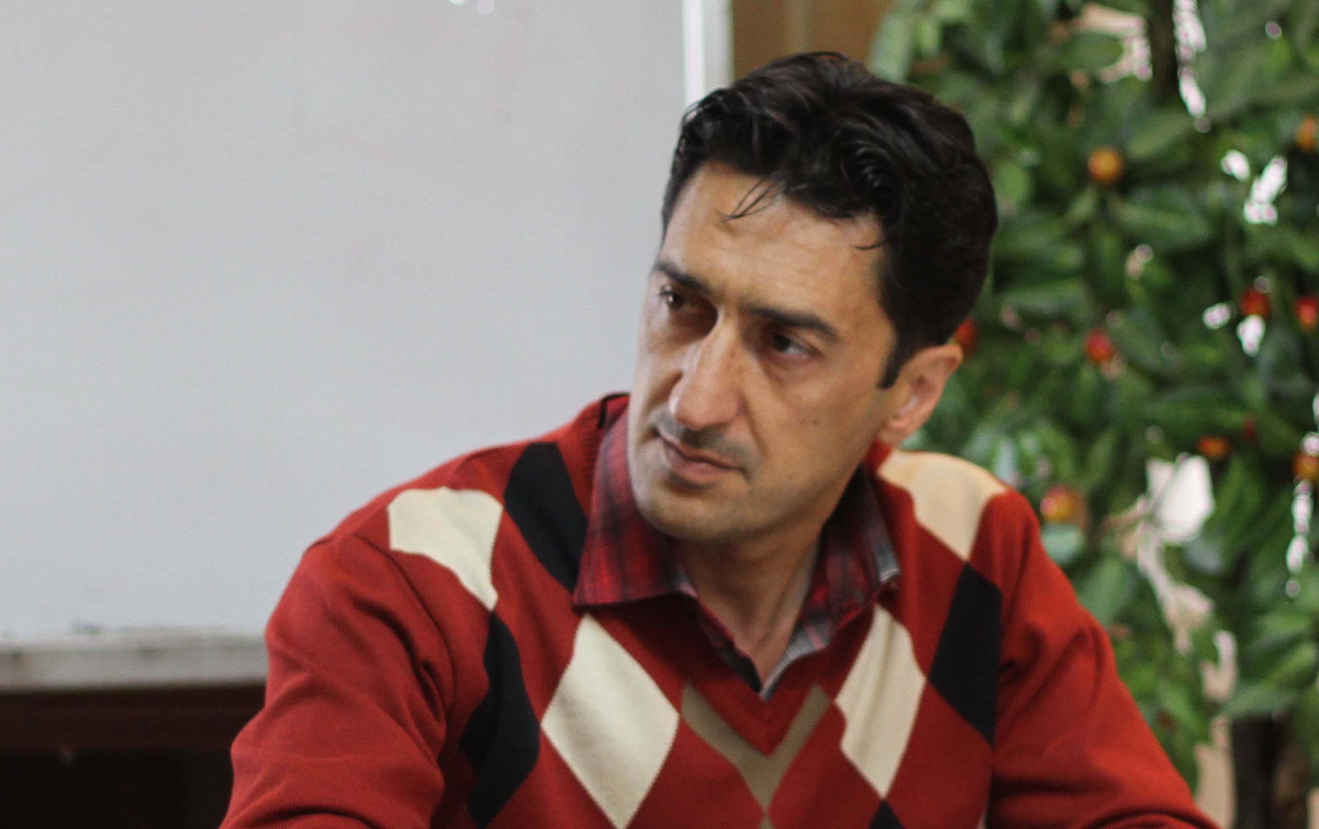 تکذیب پیوستن مهرداد پولادی به نیروی زمینی