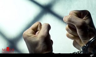 دستگیری مدیر یکی از کانال‌های مستهجن معروف/ کشف اوراق و کارت شناسایی جعلی از متهم