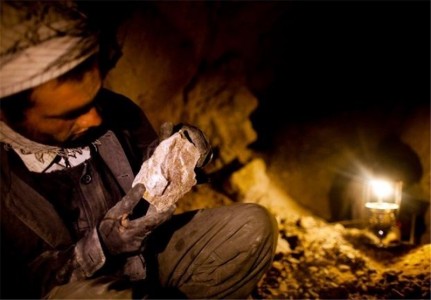 استخراج غیر قانونی معادن دومین منبع پردرآمد 