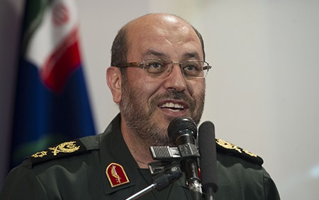 پهپاد رزمی «ناصح» برای نخستین بار به نمایش در آمد