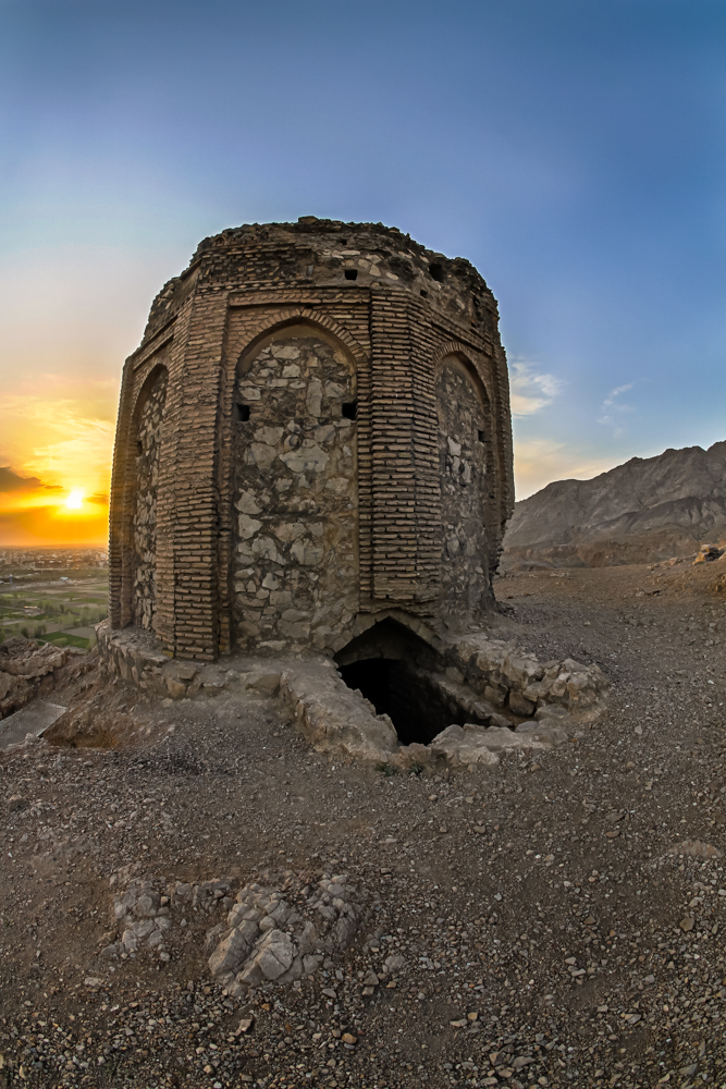 مسیر دسترسی به گنبد اینانج در شهرری تسهیل شد