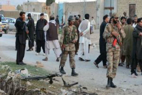 کشته شدن ۲ پلیس بر اثر وقوع انفجار در 