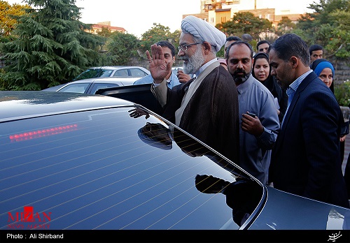 کمک 100 میلیون تومانی رؤسای قوای مجریه و قضائیه برای آزادی مددجویان جرائم غیرعمد/ بیشترین جرائم غیرعمد مربوط به بدهکاران مالی با 7 هزار زندانی است