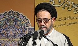 حضور روحانیون در دفاع مقدس باعث ارتقاء توان رزمی رزمندگان می‌شد