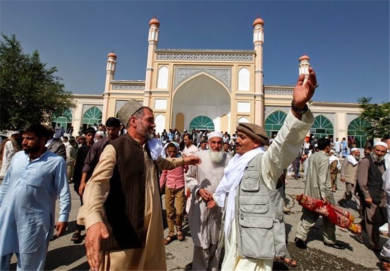 نگاهی به آداب و رسوم 