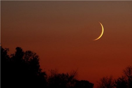 مرجع رسمی تعیین عید فطر/ عوامل موثر در رویت هلال ماه