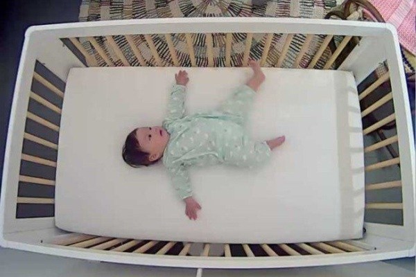 گوگل گهواره هوشمند ساخت