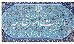 ایران اظهارات مرکل درباره برنامه موشکی را غیرسازنده خواند و رد کرد