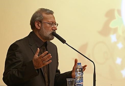 توجه به اولویت‌های اقتصادی به معنای فراموش کردن مسائل دفاعی نیست