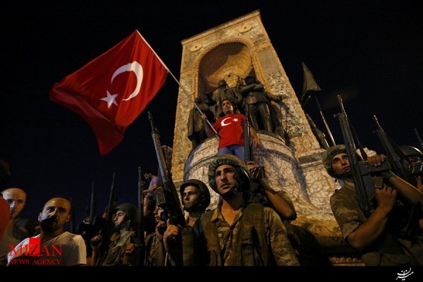 کودتا در ترکیه ناکام ماند / اردوغان وارد فرودگاه آتاتورک شد / 336 نفر در سراسر ترکیه بازداشت شدند / تاکنون دستکم 60 کشته کودتا در ترکیه ناکام ماند / اردوغان وارد فرودگاه آتاتورک شد / 336 نفر در سراسر ترکیه بازداشت شدند / تاکنون دستکم 60 کشته