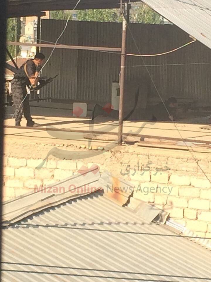 گروگان‌گیری در ارمنستان / مقر فرماندهی پلیس ایروان به تصرف افراد مسلح درآمد / تاکنون یک کشته و چندین زخمی+فیلم