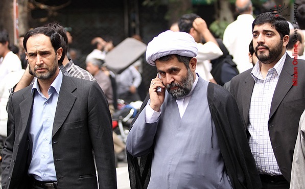 نگاهی به اقدامات اخیر سازمان اطلاعات سپاه/ همه مفسدین زیر ذره‌بین؛ از عاملان فساد بانکی تا کارگزاران پروژه نفوذ