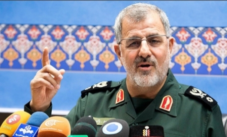 دشمن درصدد جلوگیری از نفوذ گفتمان انقلاب اسلامی در میان ملت‌های منطقه است