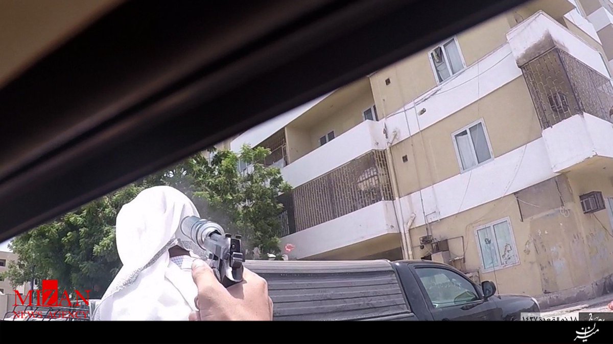 لحظه ترور سرهنگ یمنی بدست داعش در عدن + عکس لحظه ترور سرهنگ یمنی بدست داعش در عدن + عکس