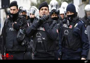 دولت ترکیه دستور تعلیق فعالیت 8 هزار نیروی امنیتی و استاد دانشگاه را صادر کرد