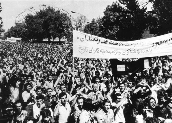 17 شهریور 57 در تهران چه گذشت؟/کشتار مردم ایران با گلوله‌های صهیونیستی