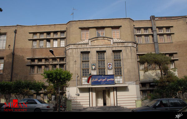 مدرسه و نظام آموزشی نوین از مکتب خانه تا دانشگاه
