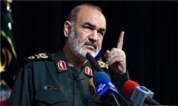 تمام منافذ حیاتی دشمنان را از ایران و خارج آن با شدت هدف قرار می‌دهیم/ با قدرت نظامی دشمن را پشت میز مذاکره نشاندیم/ سپاه در مقابل نفوذ می‌ایستد