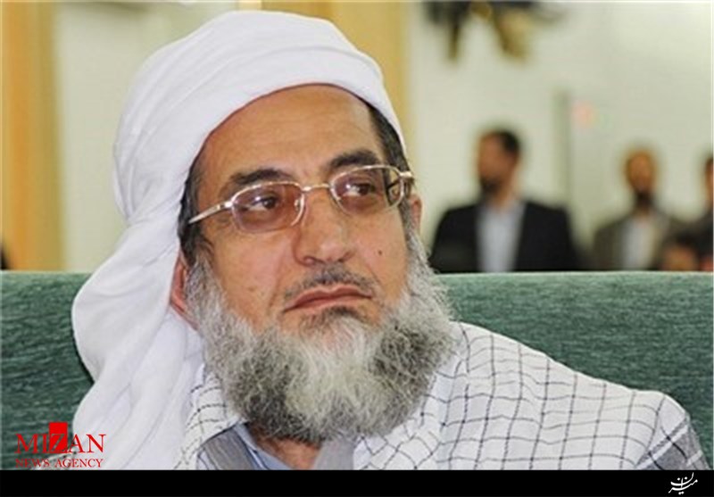 وحدت شیعه و سنی سبب شده هیچ قدرتی نتواند در برابر نظام اسلامی بایستد