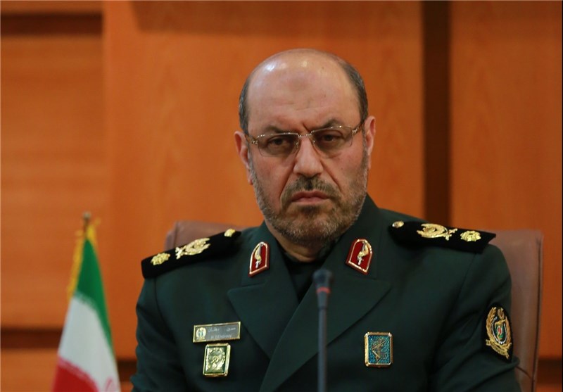 حضور وزیر دفاع در اجتماع 5 هزار نفری بسیجیان
