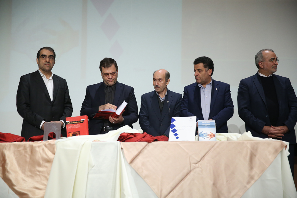 رونمایی از سه مستند مهم در حوزه آموزش علوم پزشکی