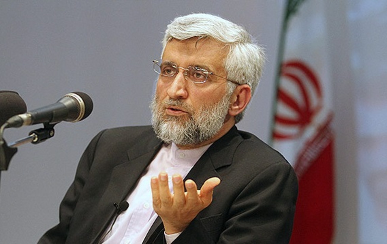 سعید جلیلی عضو شورای راهبردی روابط خارجی، عضو مجمع تشخیص مصلحت نظام و نماینده رهبر معظم انقلاب در شورای عالی امنیت ملی  از ثبت‌نام در انتخابات ریاست‌جمهوری انصراف داد و در بیانیه ای اعلام کرد: اینجانب با تشکر از همه هموطنان و چهره های خدوم و دلسوز مخصوصا جوانان پرشور و باورمند انقلابی که در ماه های گذشته با نظر لطف، این برادر خود را به حضور در فرآیند انتخابات ریاست جمهوری دعوت کردند اعلام می کنم با تمرکز ویژه بر “موضوعیت” انتخابات و نه صرفا طریقیت آن برای کسب قدرت، در این فرآیند فعالانه حضور خواهم داشت و از هم اکنون به سهم خود از همه نیروهای انقلاب دعوت می کنم با تمام توان برای شکوفایی ظرفیت انتخابات در مسیر بازیابی مسایل اصلی کشور و راه حل های مبتنی بر منظومه معرفتی- آرمانی انقلاب اسلامی در صحنه باشند.