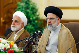 آیت الله رئیسی،رئیس قوه قضائیه، و حجت الاسلام والمسلمین محسنی اژه ای، معاون اول قوه قضائیه، در جلسه مشورتی با قضات دیوان عالی کشور
