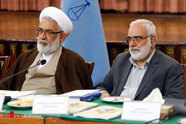 بختیاری و حجت الاسلام والمسلمین منتظری در همایش روسای کل دادگستری‌ها و دادستان‌های مراکز استان‌ها با حضور رئیس قوه قضاییه