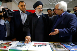 بازدید آیت الله رئیسی رئیس قوه قضاییه از نمایشگاه بین المللی کتاب تهران