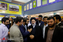 بازدید آیت الله رئیسی رئیس قوه قضاییه از نمایشگاه بین المللی کتاب تهران