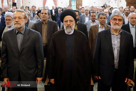 علی مطهری نایب رئیس دوم مجلس، آیت الله رئیسی رئیس قوه قضاییه و علی لاریجانی رئیس مجلس شورای اسلامی