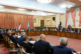 نشست مشترک هم اندیشی فعالان اقتصادی با رئیس قوه قضاییه