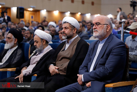 دیدار آیت الله رئیسی رئیس قوه قضاییه با خانواده شهدا، ایثارگران و اقشار مختلف مردم استان مرکزی